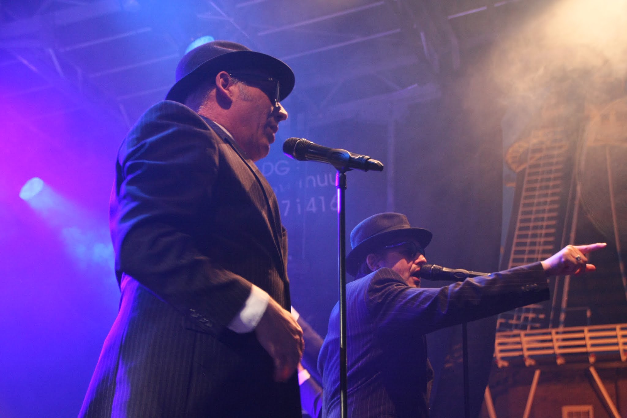 Gastoptreden met zangers en Eemsmond Big Band